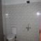 Johnsons Homestay With Pool & Ecohouseboat near town beach