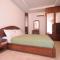 Paradise Inn and Dining - 北标府