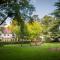 Ashgrove House