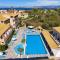 Kavos Plaza Hotel