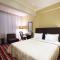 The J Hotel & Spa