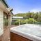 Foto: Bridgewater Bay Beach House: hot tub spa & beach