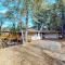 Lake Lodge Beach (04-040)