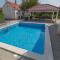 Holiday Home Mirela - Studenci