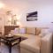 Seafront Apartment With Amazing Seaview