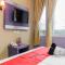 RedDoorz Plus near Stasiun Bekasi