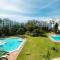 VACATION MARBELLA I Contemporary Central Apartment, Swimming-pool, 24-7 Security, a minute from the Marina, The Sea and Luxury Shopping