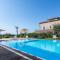 FUTURA COUNTRY HOUSE