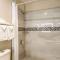 Econo Lodge Inn & Suites Murfreesboro - Murfreesboro