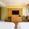 Baymond Hotel