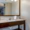 Clarion Hotel By Humboldt Bay