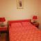 Foto: Red Apartment 8/14