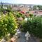 VILLA ALICIA with priv pool, beautiful garden and shady veranda- 5 min to the beach