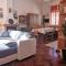 Cinque Terre Apartment with breakfast, Parking and Gym for max 12 people