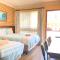 Lake Front Motel