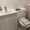 A Home from Home -2 Bed Flat & Free Driveway Parking