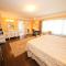 Leonard at Logan House - غراند رابيدز