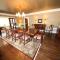 Leonard at Logan House - غراند رابيدز