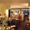 The Strand Inn - 邓莫尔东