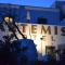 Artemis Hotel