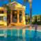 LuzBay Pool Apartments