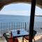 Albatros House