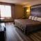 Super 8 by Wyndham Mississauga