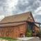 Beautiful 1 BR "Barn" Cabin - Perfect for Small Families
