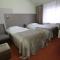 Hotel S