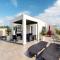 Zulim Condo - 302