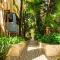 Plaza Real Resort