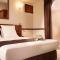 Iloha Seaview Hotel