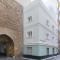 Casa La Muralla MEDIEVAL by Cadiz4Rentals