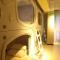 Wuhan Worry-free Capsule Hotel - Ухань