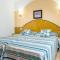 Apartamentos Sol Ponent