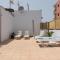 Private Solarium - 2BR House Near the Airport - Vecindario
