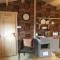 Auchenlea lodges