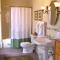 Lyndon House Bed & Breakfast