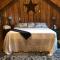 Coras Main Log Cabin