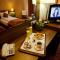 Top Rooms Aparthotel