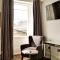 ALTIDO Luxury 2 and 3 bed flats on Historic George Street - Edimburgo