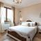 Villa Malvasio Elegant Retreat in Sassari with Private Jacuzzi Room - Sassari