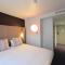 CAMPANILE PARIS - Clichy Centre photo 23