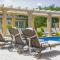 Luxury-Villas