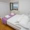 Apartment Glavina with private pool - Makarská