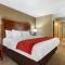 Comfort Inn & Suites Hamilton Place