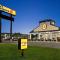 Super 8 by Wyndham Gulfport Biloxi Airport - Gulfport