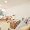 Light Apartment With Amazing Balcony, by TimeCooler - Lisbon