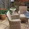 19 Upper Linney