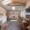 2 BDR Elegant Apartment in Mediterranean Style - صوفيا